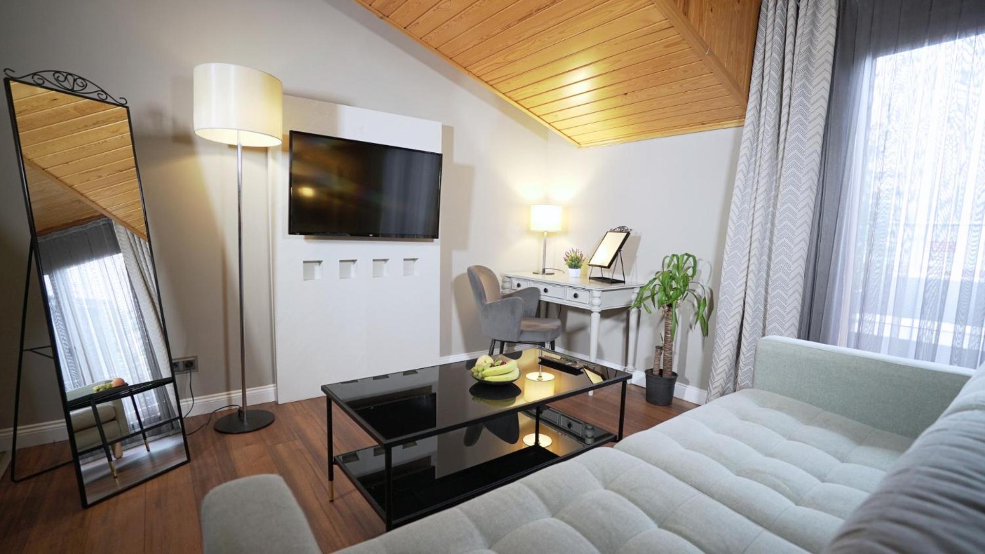 Homey Airport Hotel Arnavutkoy Exterior foto